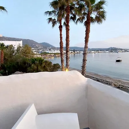 Ricardo By The Sea * Parikia (Paros)