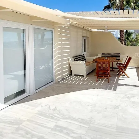 Guest house Ricardo By The Sea *